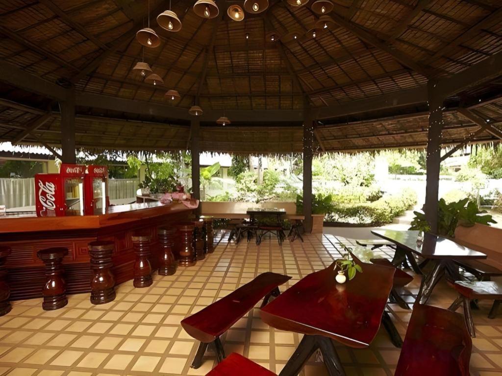River Kwai Village Hotel Бан-Каенг-Рабоет Экстерьер фото